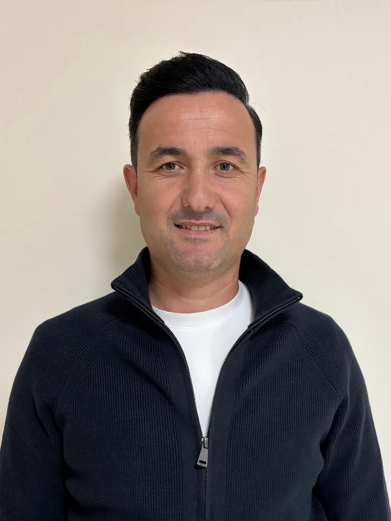 Hümmet Çelenk